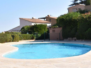 Modern Holiday Home in Th oule sur Mer With Swimming Pool